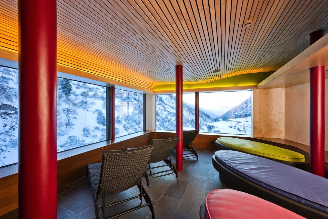 Wohlfuehlhotel Hubertushof Stuben am Arlberg Esterno foto