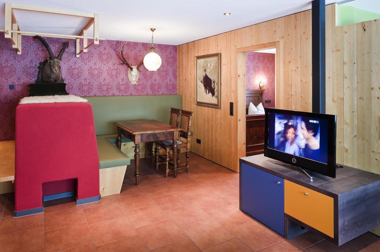 Wohlfuehlhotel Hubertushof Stuben am Arlberg Esterno foto