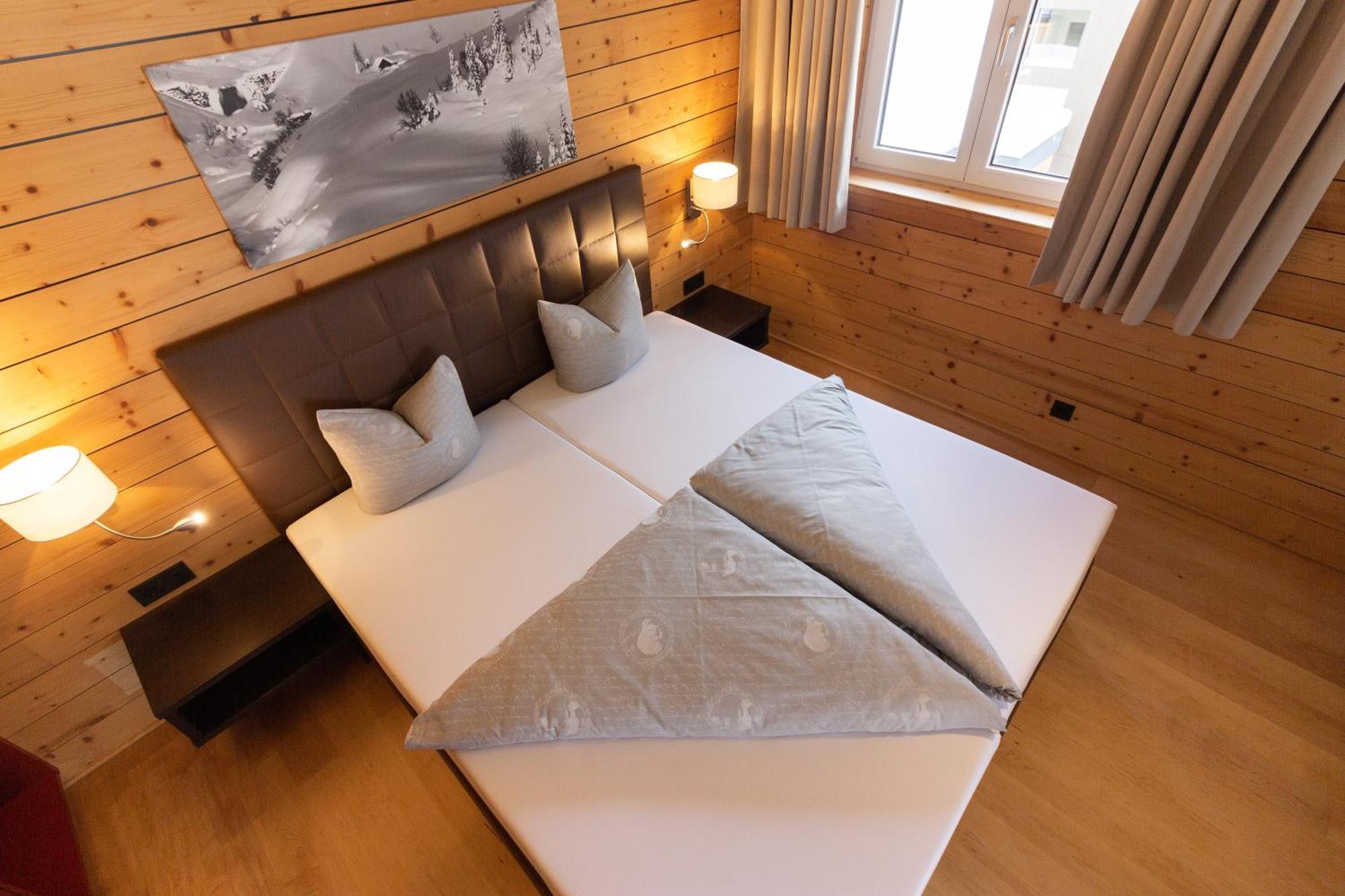 Wohlfuehlhotel Hubertushof Stuben am Arlberg Esterno foto